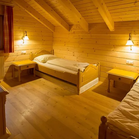 Koralpe Koralmrose Dağ evi *